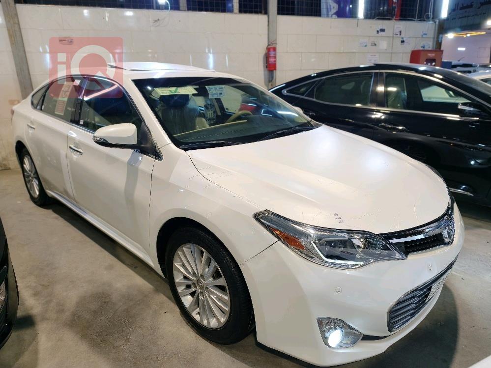 تويوتا أفالون